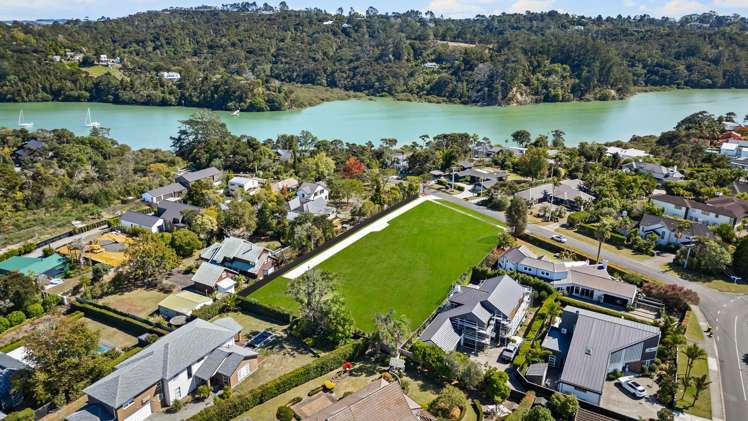 11 Oscar Road Greenhithe_5