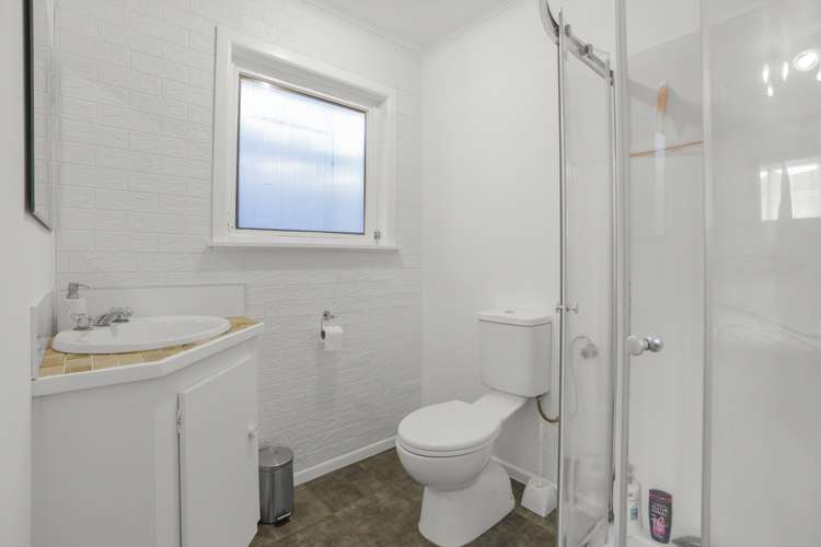 2 Meremere Street Wainuiomata_8