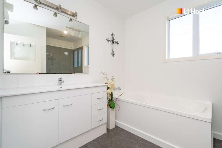 20 Sutcliffe Street Saint Clair_18