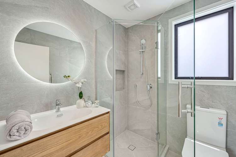 4/32 Ngataringa Road Devonport_12