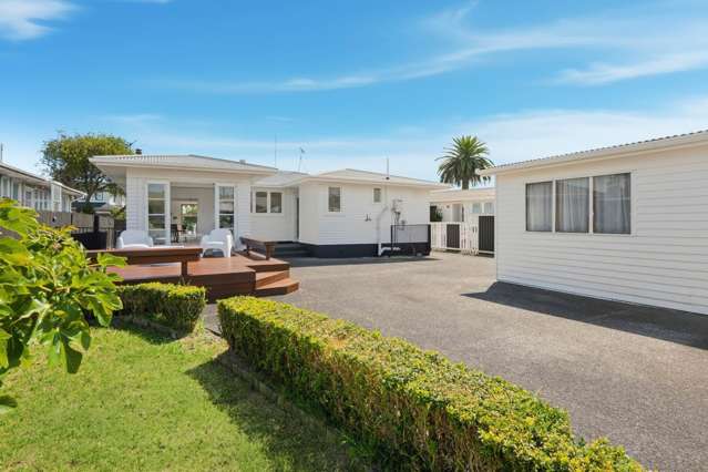 9 Meredith Street Blockhouse Bay_4