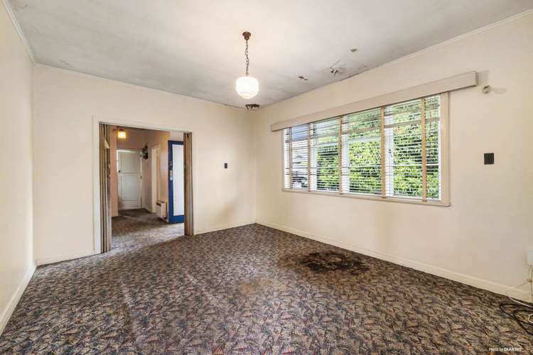 1/8 Hillsborough Road Hillsborough_5