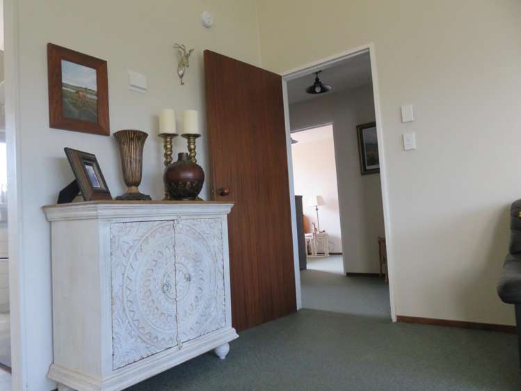 4/207 King Street Temuka_7