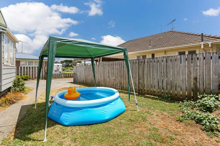 8b Blair Avenue Pukekohe_15