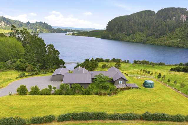 Front row to Lake Whakamaru adventure