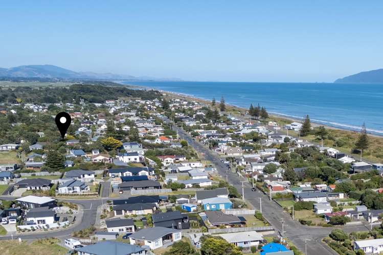14b Toi Street Otaki Beach_21