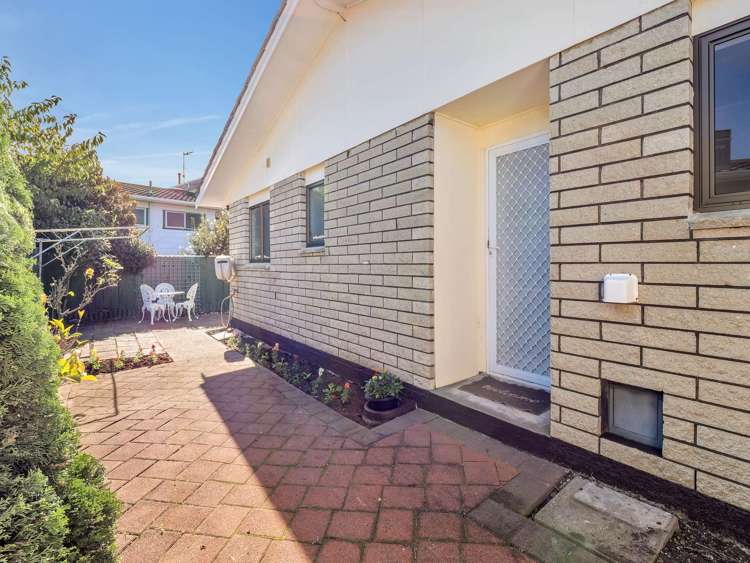 63B Somerset Road Springvale_15