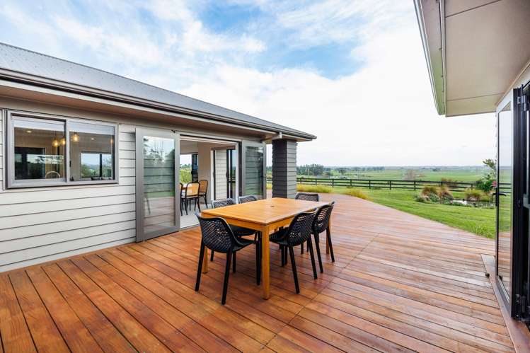 67 Albert Road Tokomaru_26