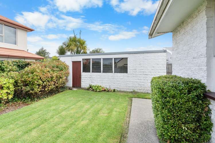 2/55 Peverel Street Riccarton_16