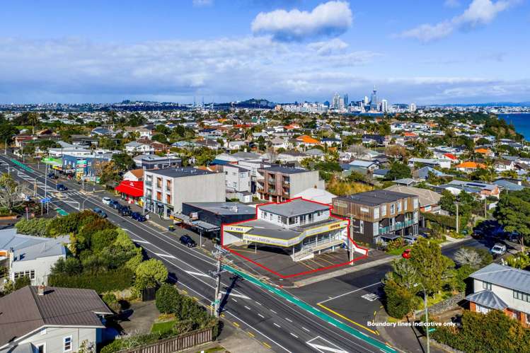 73 Lake Road Devonport_13