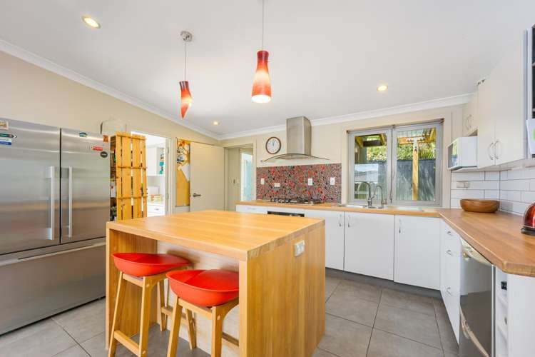 35 Pohutukawa Avenue Red Beach_15