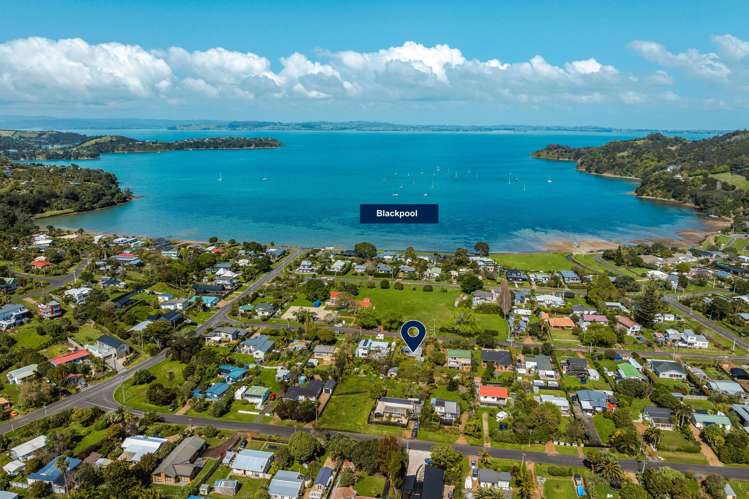 30 Nikau Road Oneroa_22