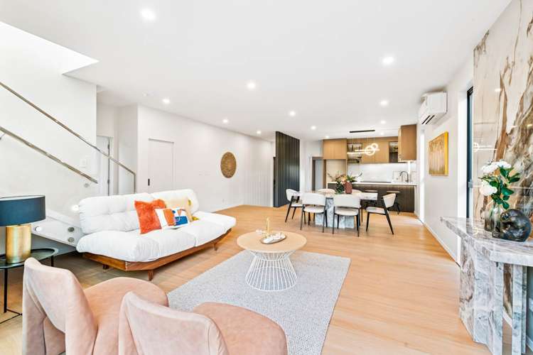 2/90 Picasso Drive West Harbour_6