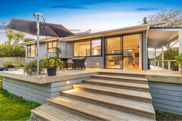 29 Matapana Road Palm Beach_1