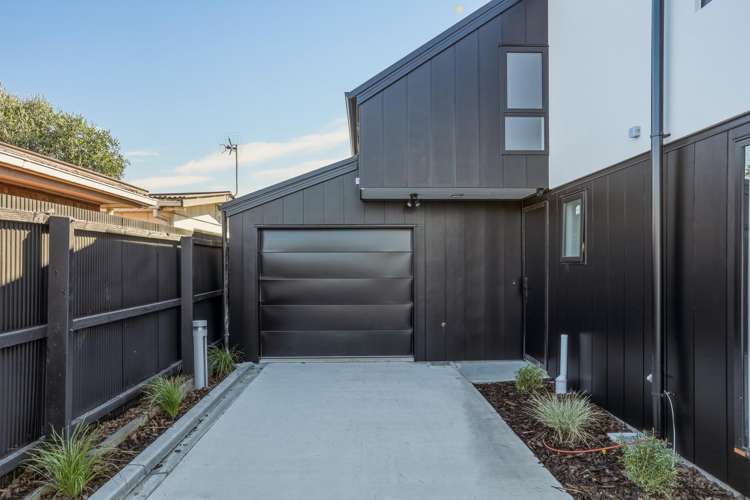 Units 1 -5/6 Ngata Place Hornby_15