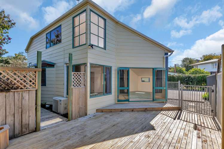 2/31 McClintock Street Whau Valley_1
