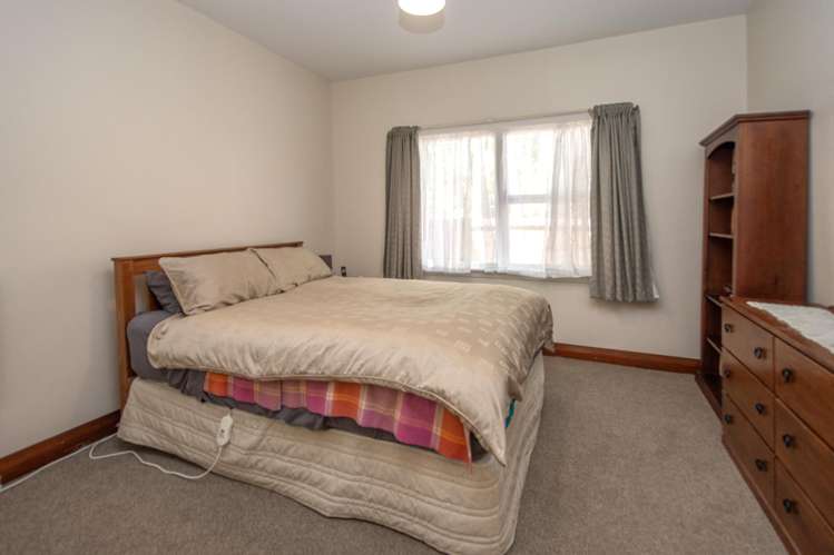 53 Thackeray Place Waltham_7