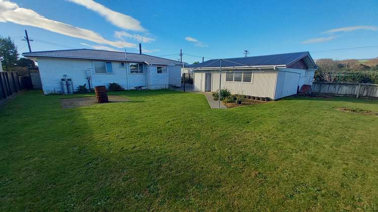 3 Carlyle Street Tuatapere_15