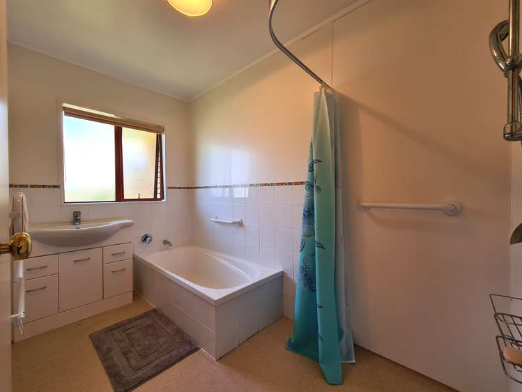 12 Allman Drive Coromandel_21