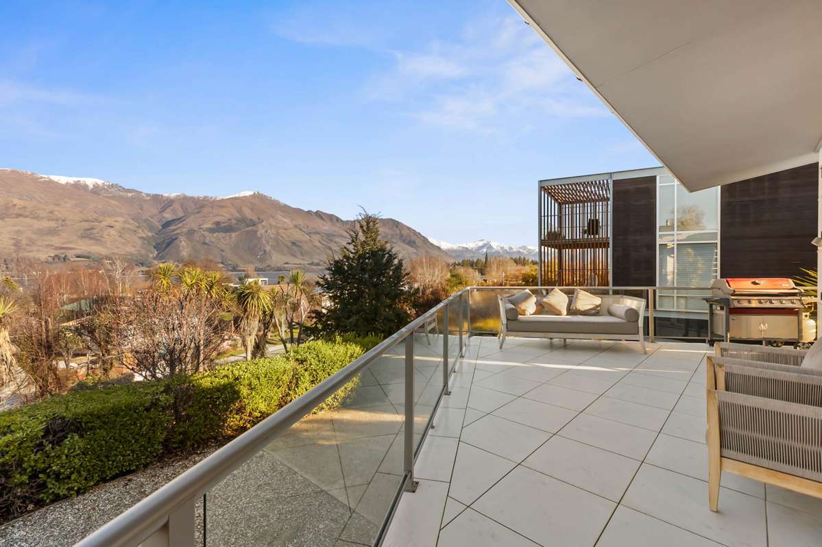 169 Plantation Road_5