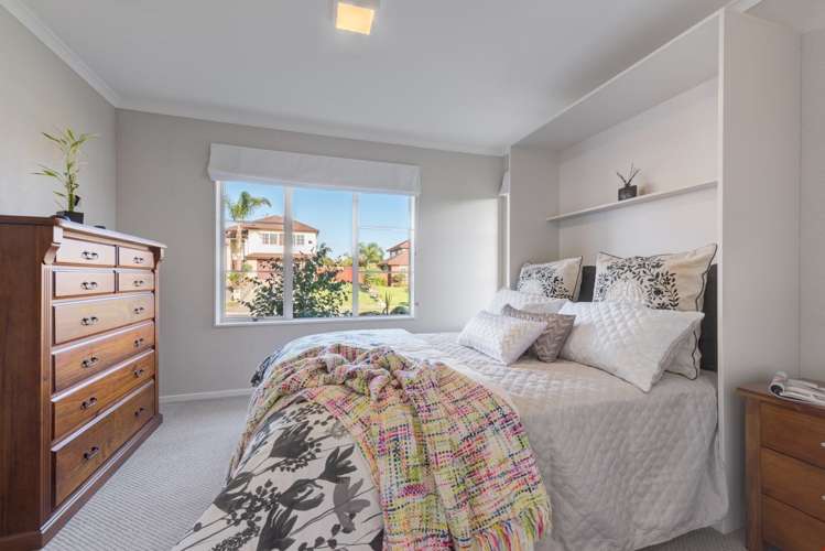 70 Pine Harbour Parade Beachlands_14