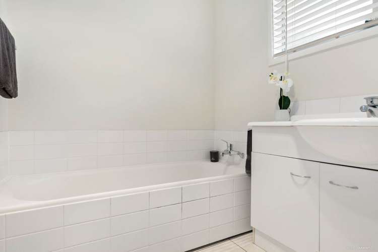 49 Vandeleur Avenue Birkdale_9