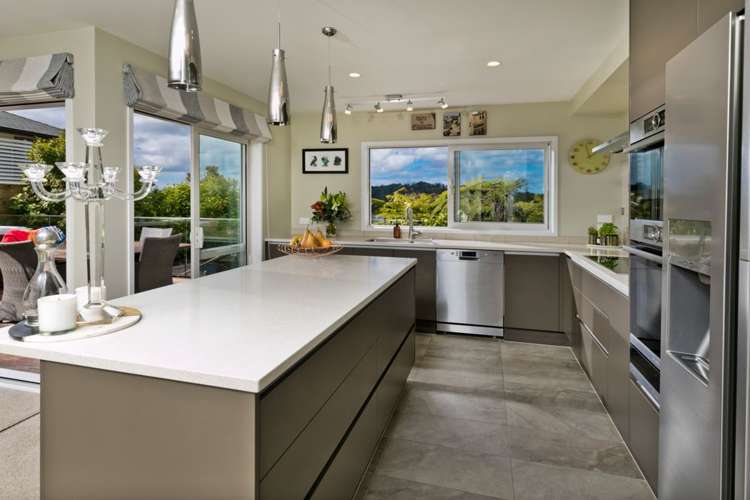 82 Pohutukawa Parade Riverhead_5