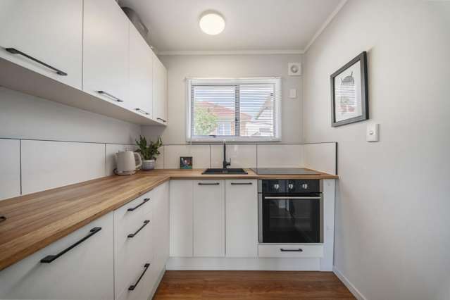 1/4046 Great North Road Glen Eden_4