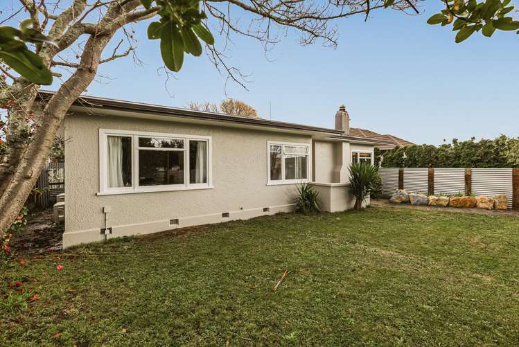 809 Maitland Crescent Mayfair_14