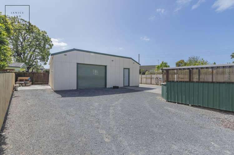 29 Youngs Road Papakura_19