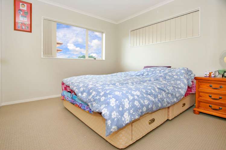 79 Baverstock Road Flat Bush_5