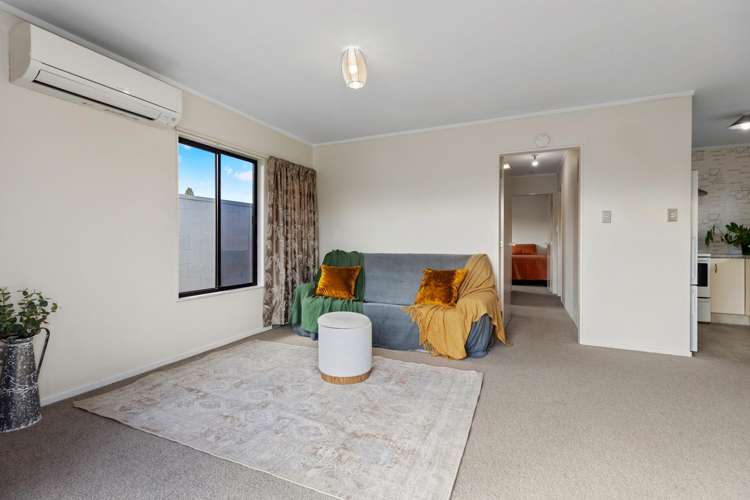 128F Sixteenth Avenue Avenues_9