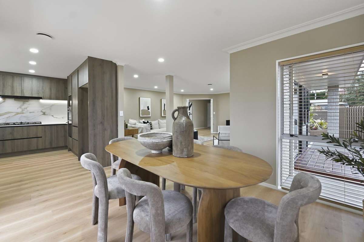 95 RUSSLEY DRIVE_5