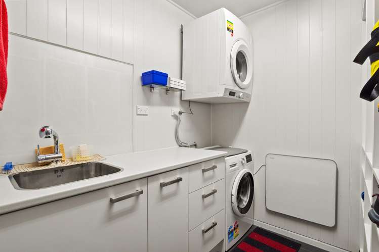 27 Pendeen Crescent Jacks Point_30