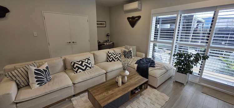 1/1 Holland Avenue Point England_8