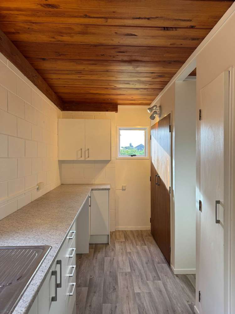 2/42 Fir Street Waterview_4