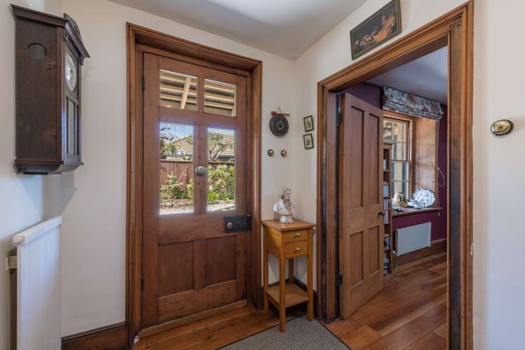 14 Aldinga Avenue Stoke_5