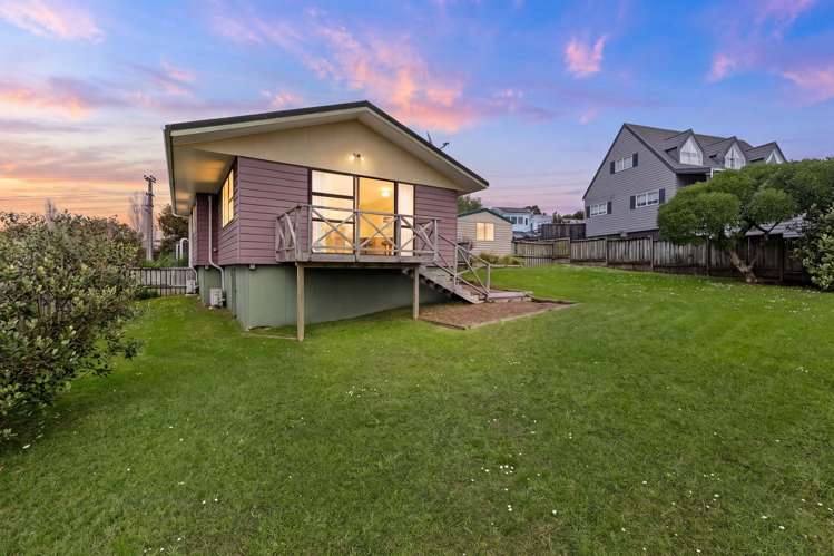 72 Brightside Road Stanmore Bay_16