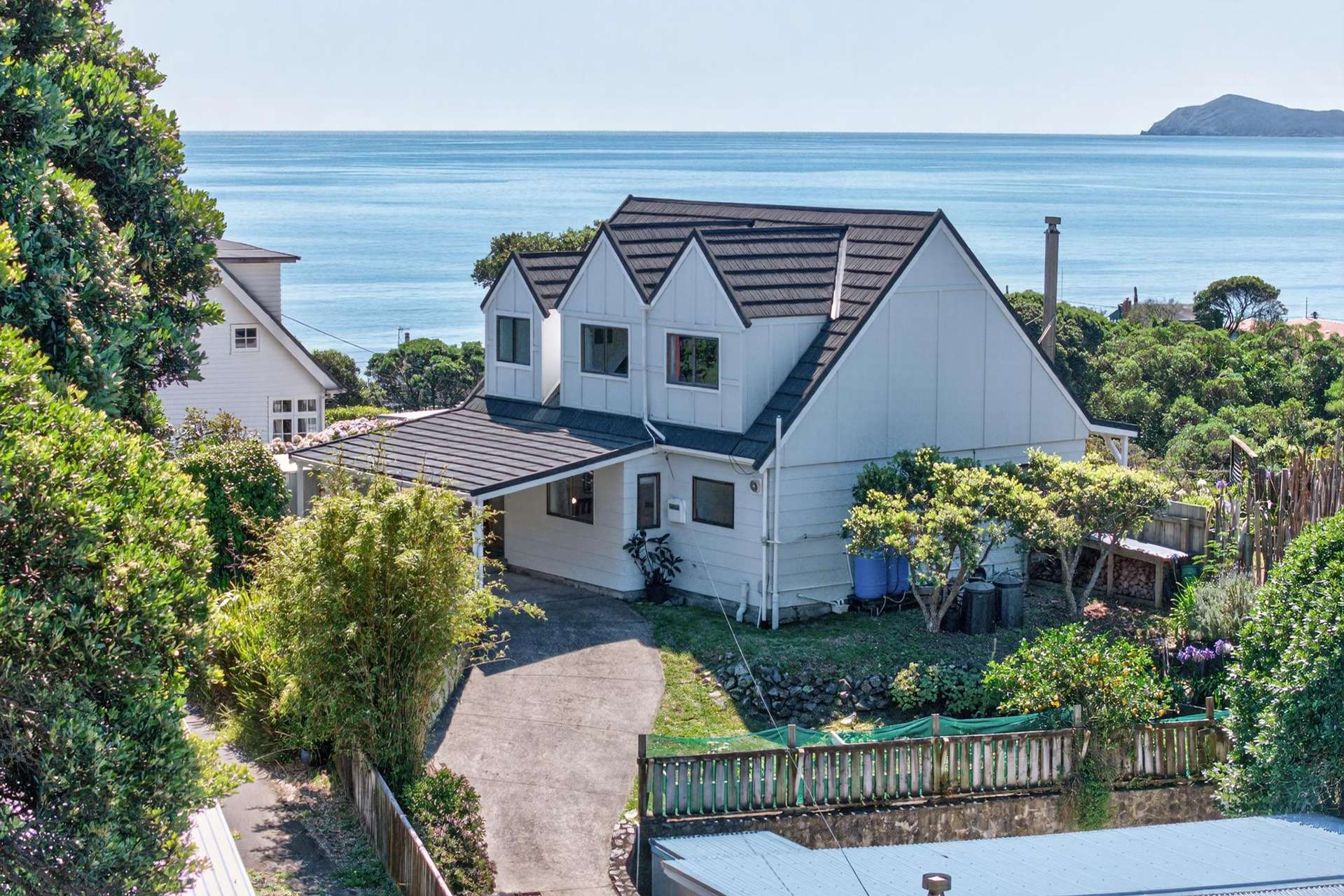 93A Wellington Road Paekakariki_0