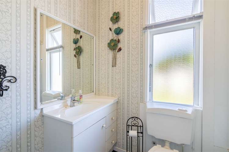 464 North Road Waikiwi_17