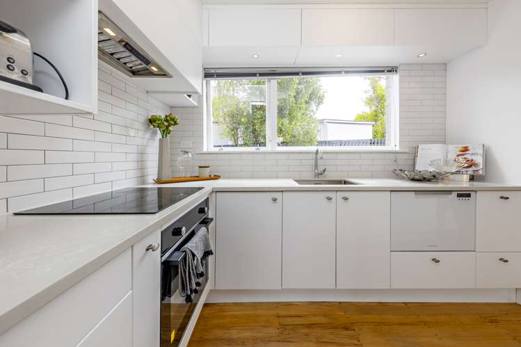 2/3 Hubert Henderson Place Remuera_3