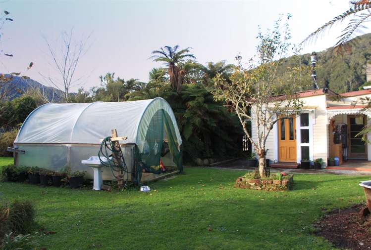 4 Waterloo Street Taylorville_14