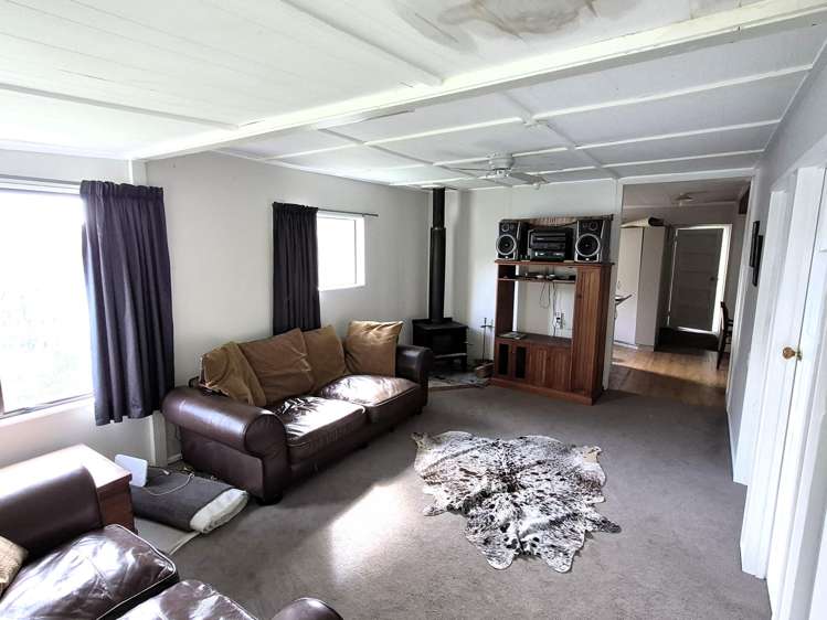 2269 Coast Road Pongaroa_7