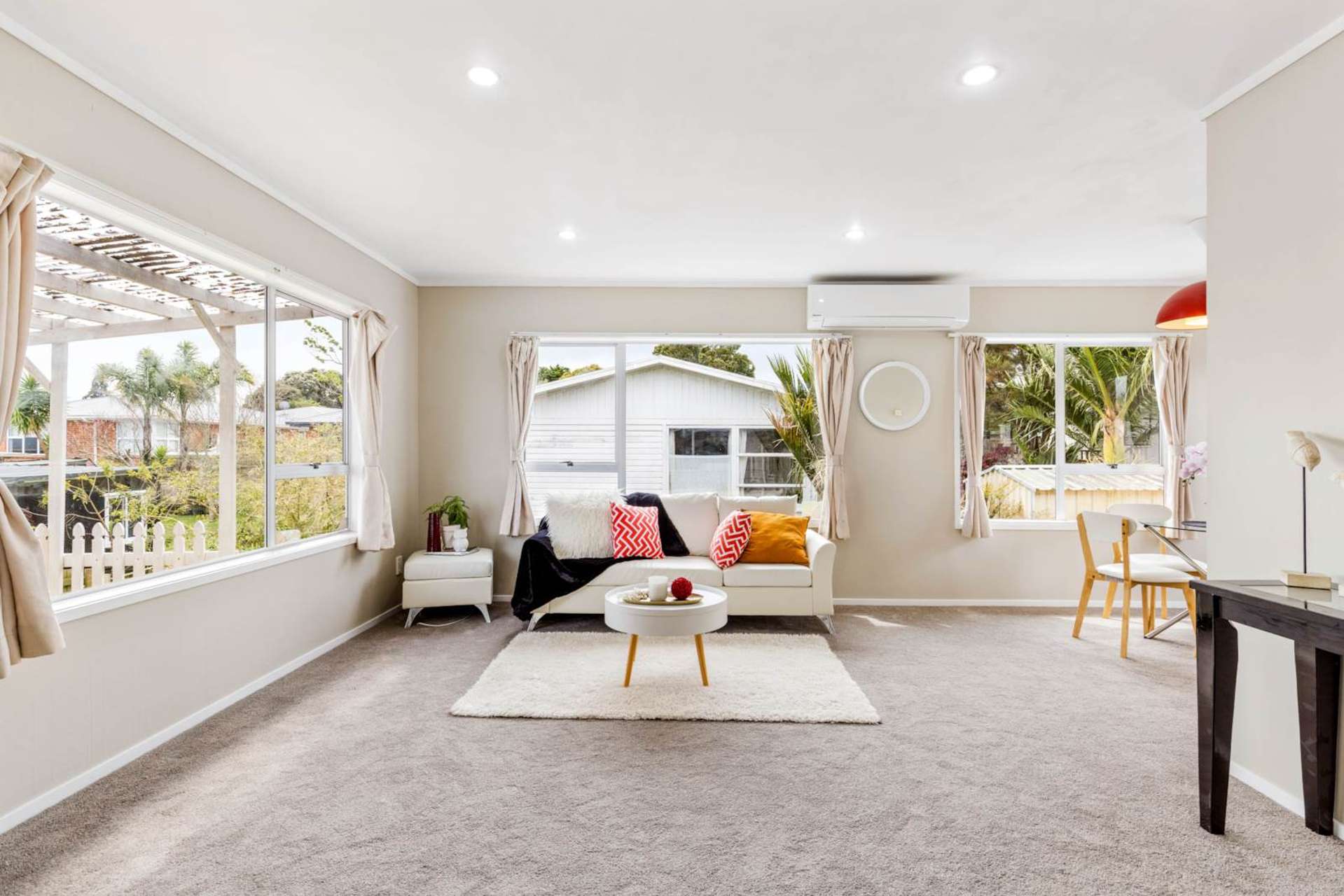 1/61a Strid Road Te Atatu South_0