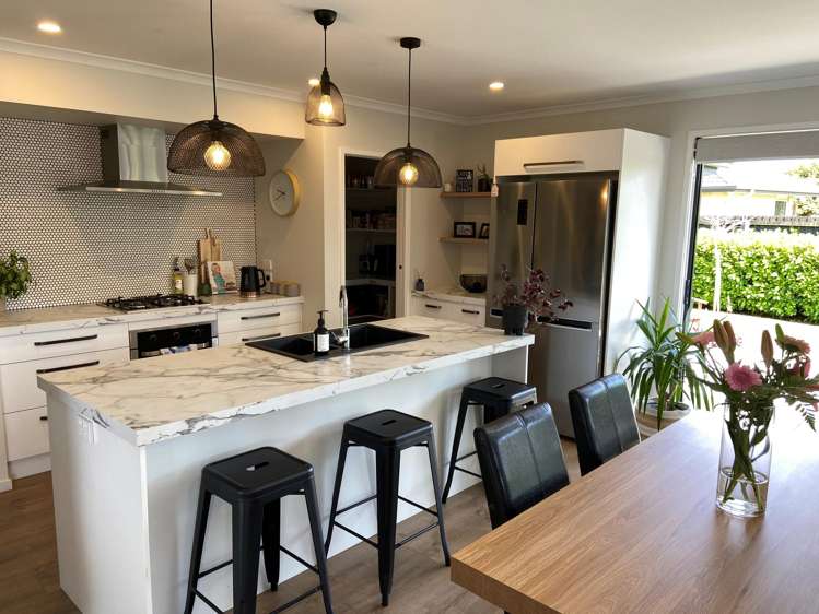5 Fairbairn Road_5