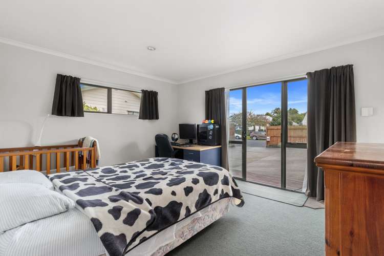 9a Pine Avenue Bader_9