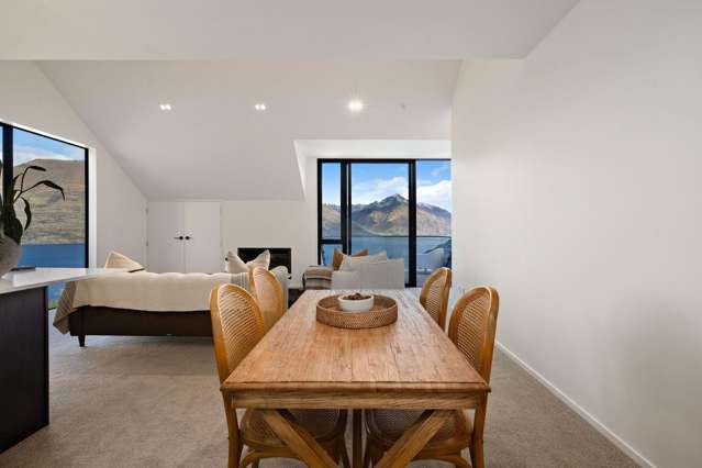 38A & 38B MacKinnon Terrace Sunshine Bay_3