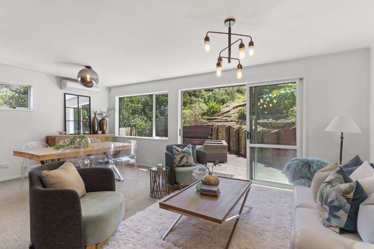 67a Ayton Drive Totara Vale_5