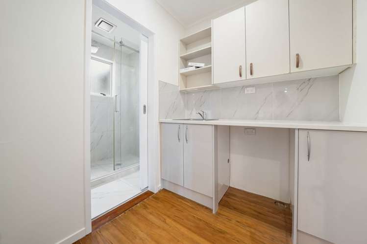49 Weatherly Road Torbay_17