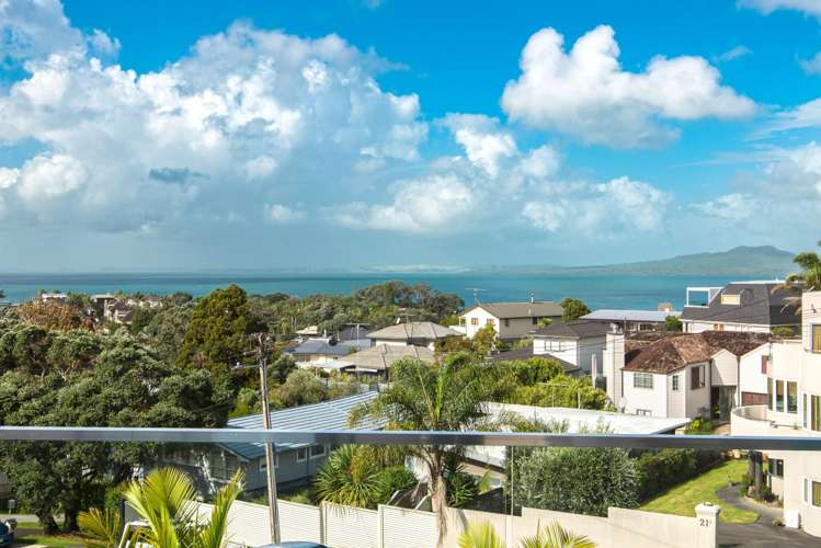 2/14 Eastcliffe Road Castor Bay_9